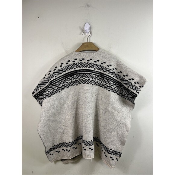 LOFT Ann Taylor Women's Geometric Open Poncho Sweater Size XS/S Wool Blend Aztec - Picture 3 of 5
